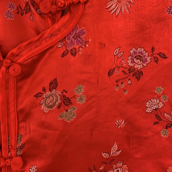 Girls Chinese Red Qipao Top - Picture 4 of 8